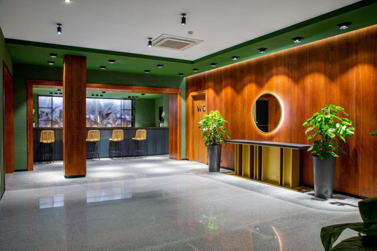 Kazzhol Park Hotel Almaty Exterior photo
